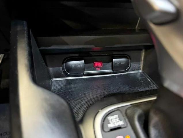 Photo of 2021 Neptune Blue Kia Soul