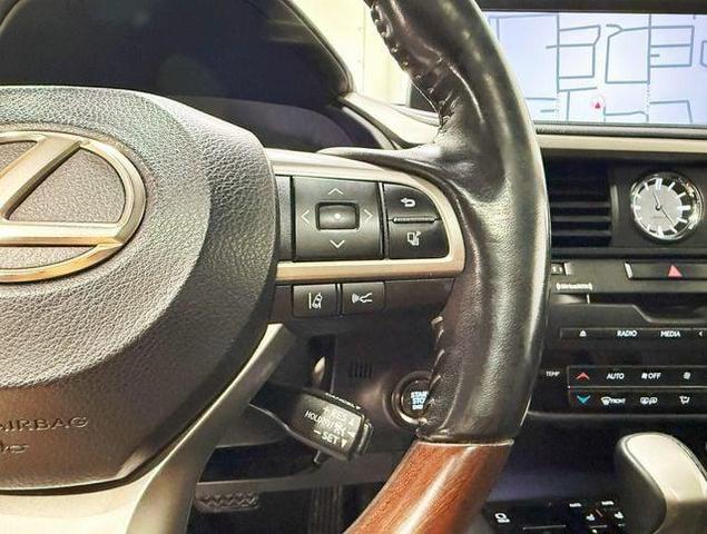 Photo of 2020 Atomic Silver Lexus RX 350