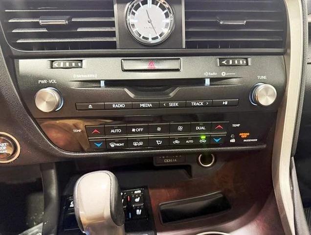 Photo of 2020 Atomic Silver Lexus RX 350