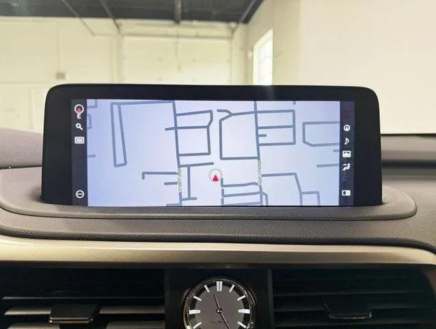 Photo of 2020 Atomic Silver Lexus RX 350