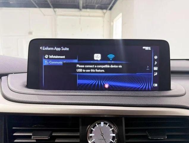 Photo of 2020 Atomic Silver Lexus RX 350