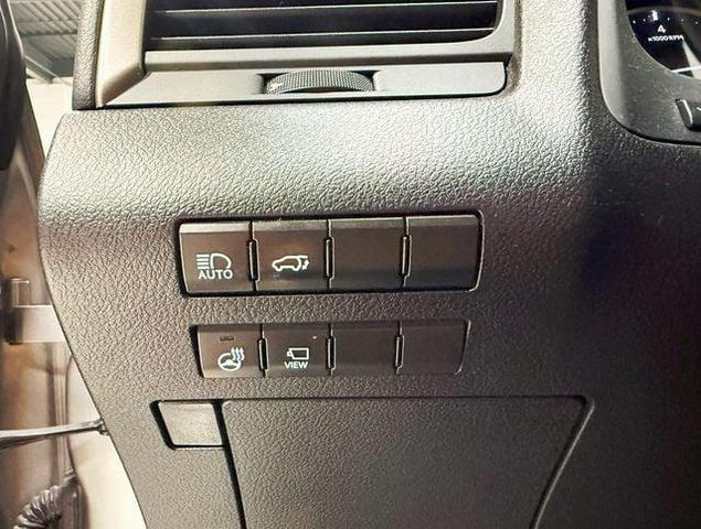 Photo of 2020 Atomic Silver Lexus RX 350