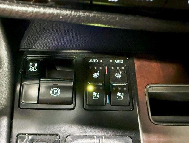 Photo of 2020 Atomic Silver Lexus RX 350