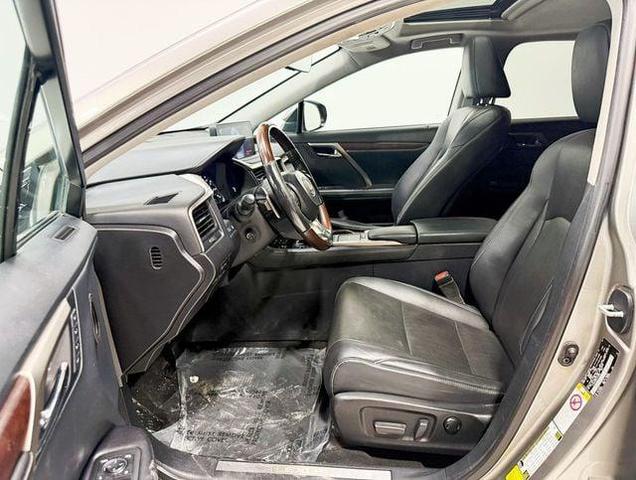 Photo of 2020 Atomic Silver Lexus RX 350