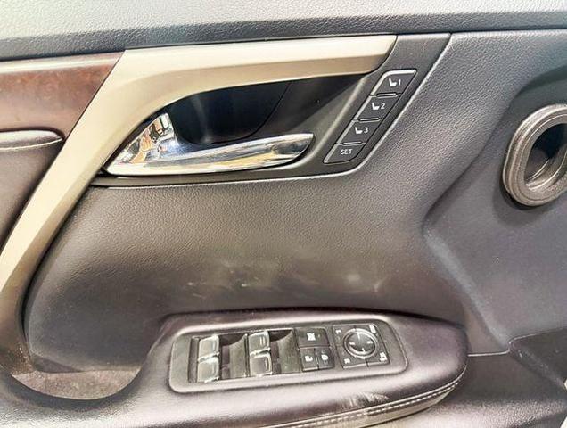 Photo of 2020 Atomic Silver Lexus RX 350