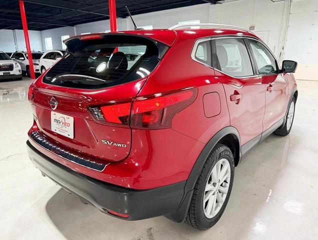 Photo of 2017 Palatial Ruby Nissan Rogue Sport