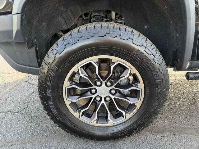Photo of 2019 Black Chevrolet Colorado