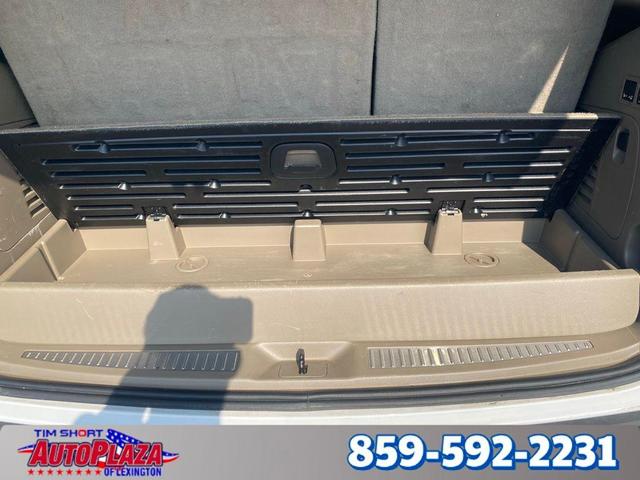 Photo of 2020 Summit White Chevrolet Tahoe