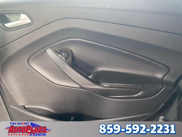 Photo of 2018 Ingot Silver Ford Escape