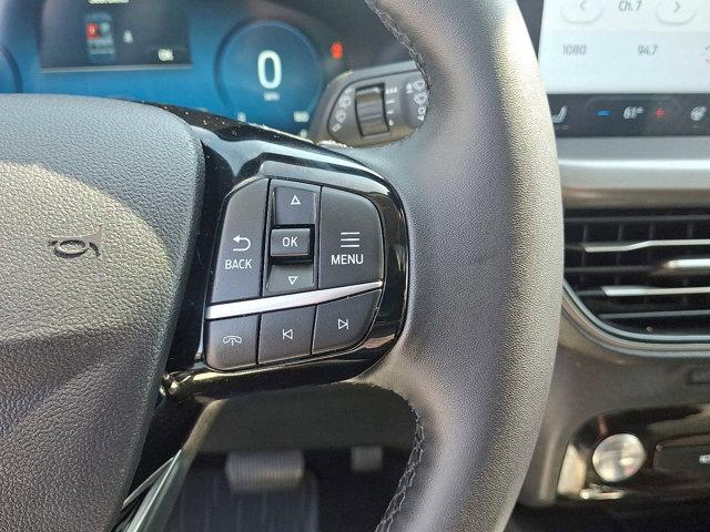 Photo of 2024 Oxford White Ford Escape