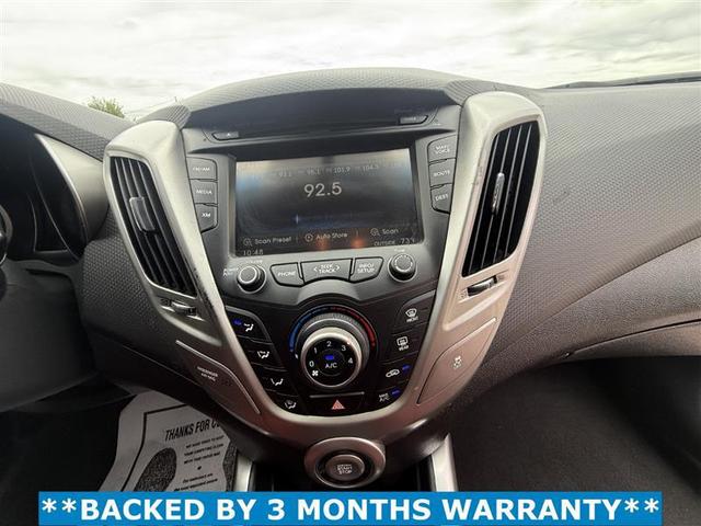 Photo of 2012 Red Hyundai Veloster
