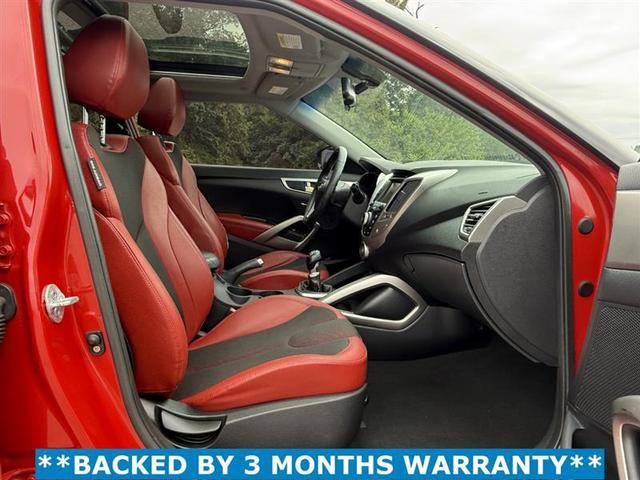 Photo of 2012 Red Hyundai Veloster