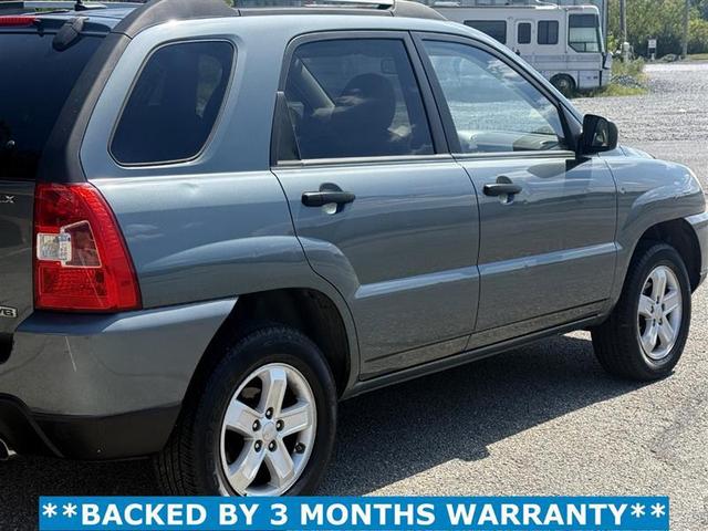 Photo of 2009 Blue Kia Sportage