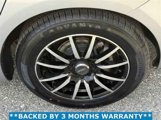 Photo of 2014 Gray Dodge Dart