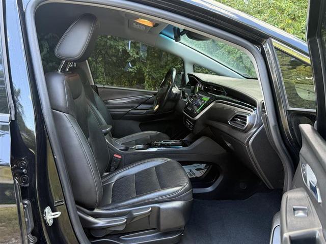 Photo of 2022 Black Chevrolet Bolt EV