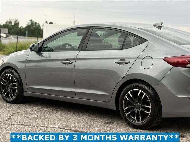 Photo of 2017 Gray Hyundai ELANTRA