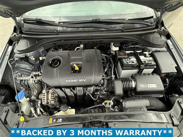 Photo of 2017 Gray Hyundai ELANTRA