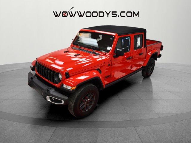 Photo of 2024 Firecracker Red Clearcoat Jeep Gladiator