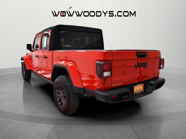 Photo of 2024 Firecracker Red Clearcoat Jeep Gladiator