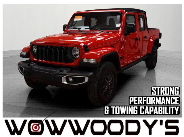 Photo of 2024 Firecracker Red Clearcoat Jeep Gladiator