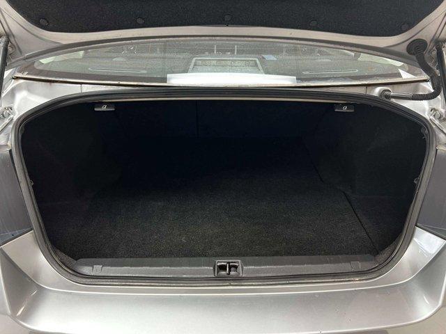 Photo of 2011 Steel Silver Metallic Subaru Legacy