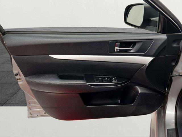 Photo of 2011 Steel Silver Metallic Subaru Legacy