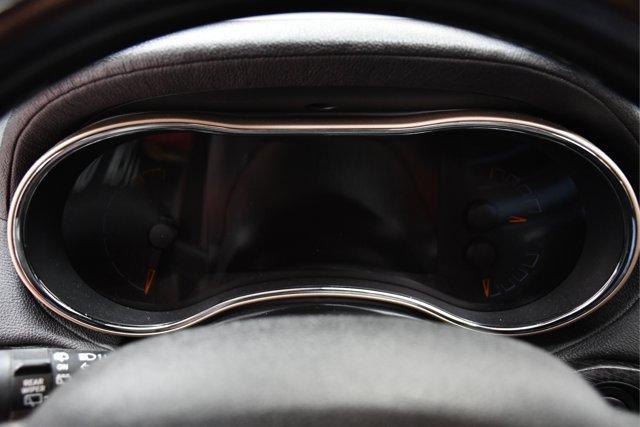 Photo of 2015 Granite Crystal Clearcoat Metallic Jeep Grand Cherokee