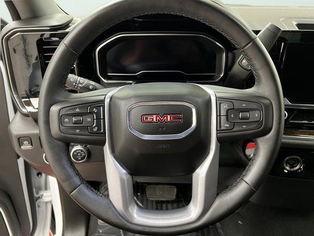 Photo of 2024 Summit White GMC Sierra 1500