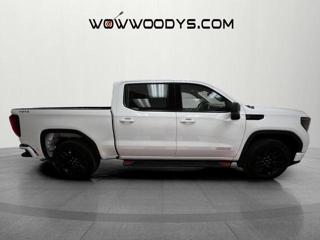 Photo of 2024 Summit White GMC Sierra 1500