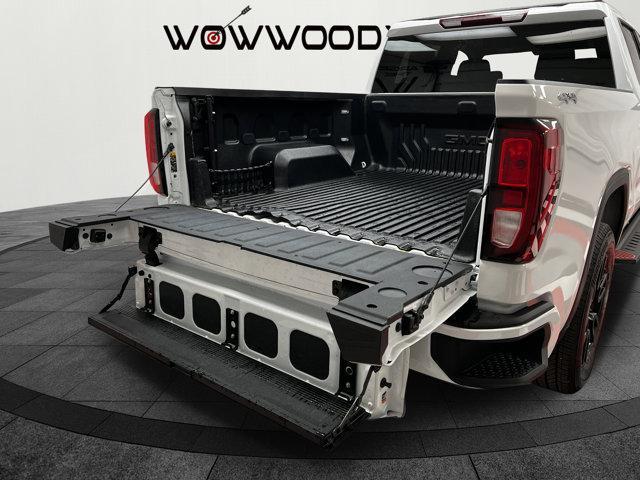 Photo of 2024 Summit White GMC Sierra 1500