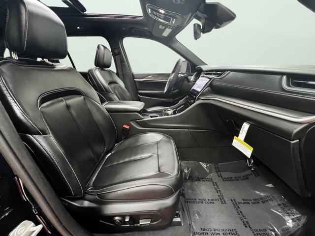 Photo of 2024 Midnight Sky Jeep Grand Cherokee 4xe