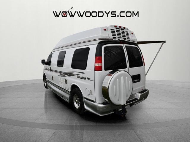 Photo of 2008 Summit White Chevrolet Express 3500