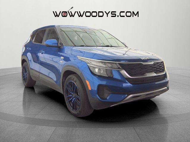 Photo of 2023 Neptune Blue Kia Seltos