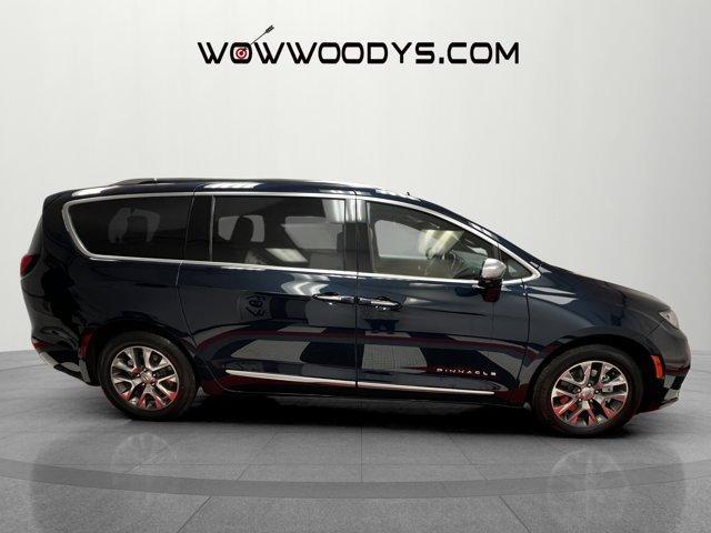 Photo of 2022 Fathom Blue Pearlcoat Chrysler Pacifica Hybrid