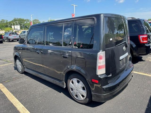 Photo of 2005  Scion xB