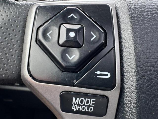Photo of 2019 Blizzard Pearl Toyota 4Runner