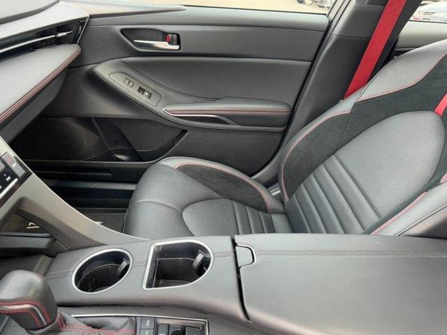 Photo of 2021 Ice Edge/Midnight Black Metallic Toyota Avalon