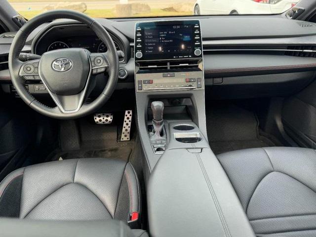 Photo of 2021 Ice Edge/Midnight Black Metallic Toyota Avalon