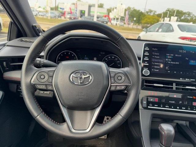Photo of 2021 Ice Edge/Midnight Black Metallic Toyota Avalon