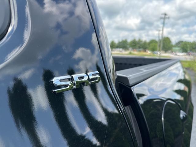 Photo of 2024 Black Toyota Tacoma