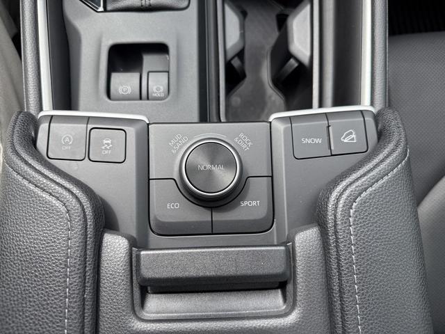 Photo of 2024 Celestial Silver Metallic Toyota Grand Highlander