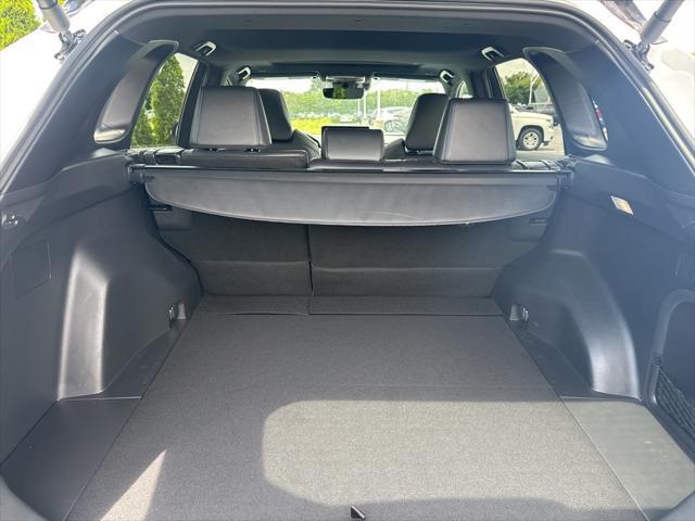 Photo of 2024 White Toyota RAV4 Hybrid