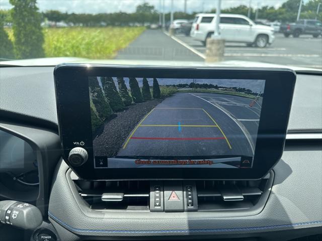 Photo of 2024 White Toyota RAV4 Hybrid