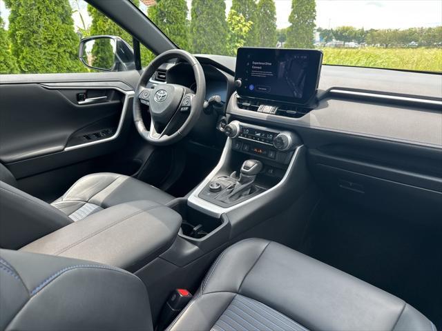 Photo of 2024 White Toyota RAV4 Hybrid