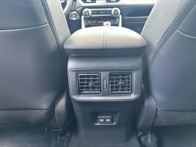 Photo of 2024 White Toyota RAV4 Hybrid