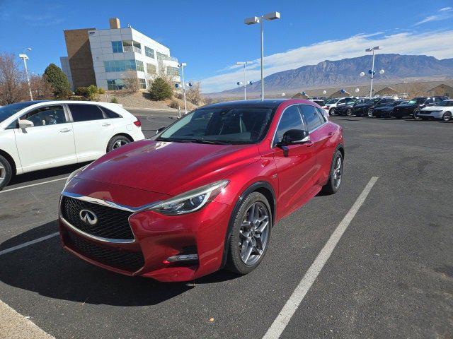 2017 Infiniti QX30