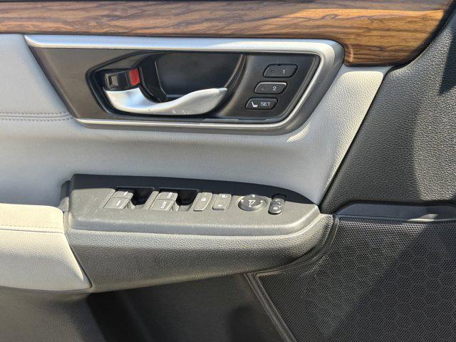 Photo of 2022 Radiant Red Metallic Honda CR-V Hybrid