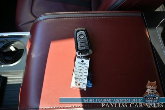 Photo of 2019 White Platinum Tri-Coat Metallic Ford F-350