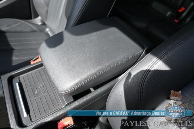 Photo of 2020 Daytona Gray Pearl Effect Audi Q5 e