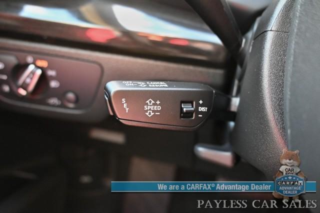 Photo of 2020 Daytona Gray Pearl Effect Audi Q5 e